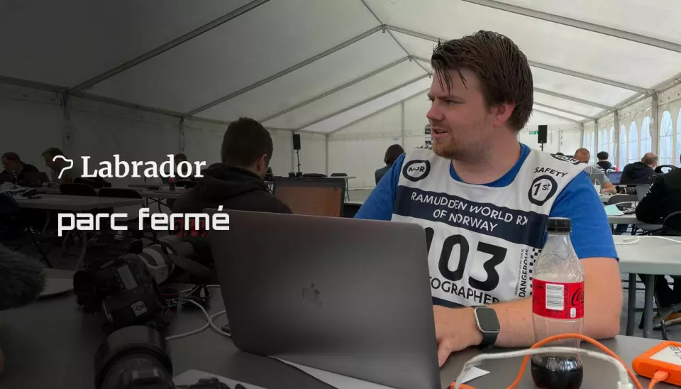 Simon Næss Hagen at the press centre during the Norwegian World Championships round in rally cross in August 2022. Photo: Anne Beth Mål Arntzen