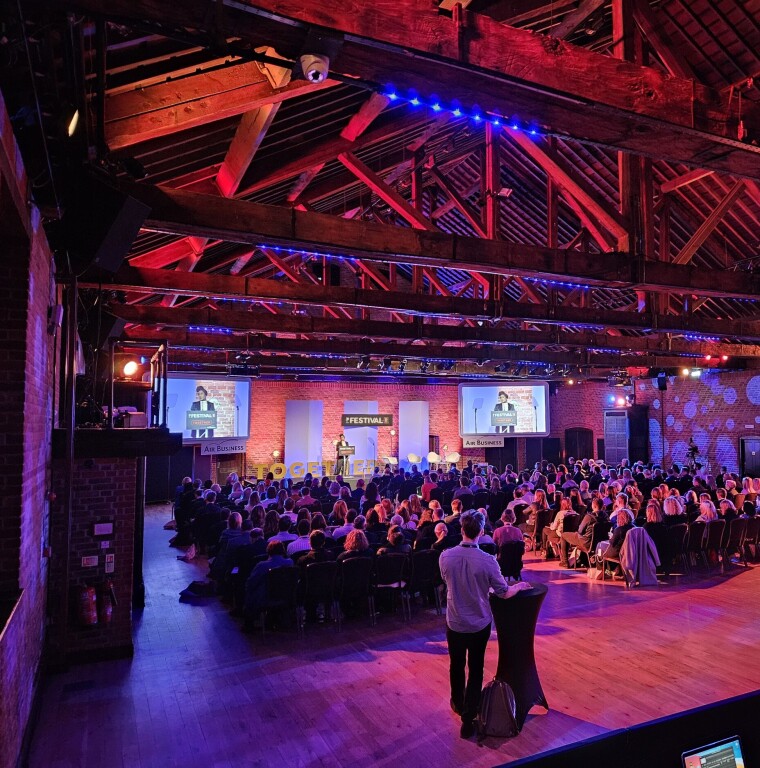 Labrador CMS Unveils AI-Powered Title Generator at PPA Festival