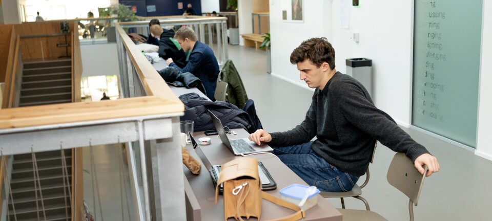 Labrador powers the next generation of Danish journalists